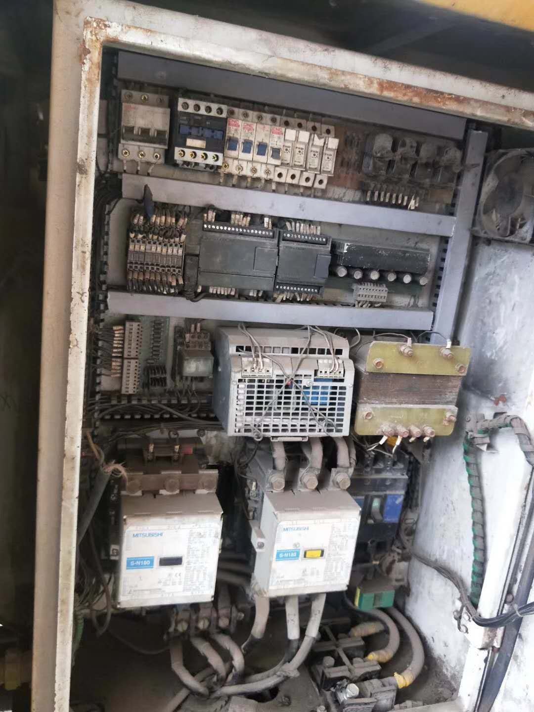 https://images.tongzsf.com/tong/truck_machine/20210127/160112bd2e2dfb.jpg