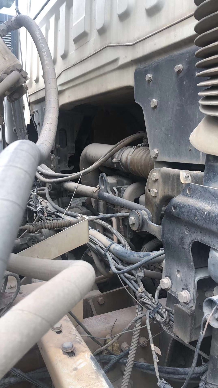 https://images.tongzsf.com/tong/truck_machine/20210127/160112beaecd5e.jpg