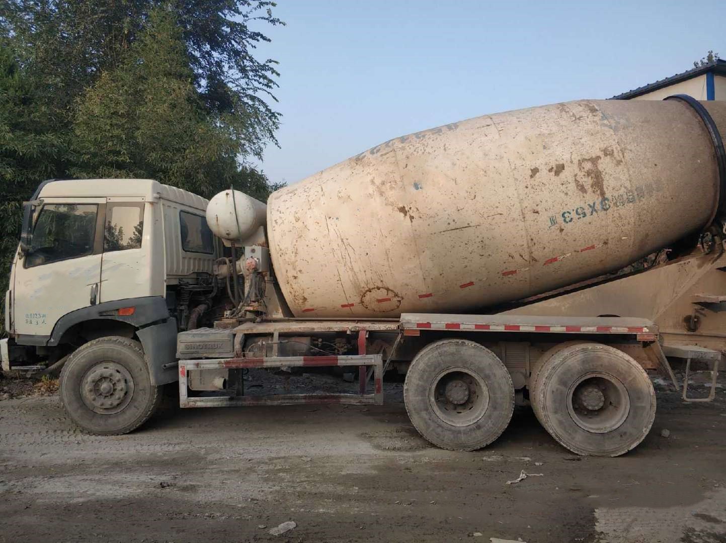 https://images.tongzsf.com/tong/truck_machine/20210127/160112c0fef97e.jpg