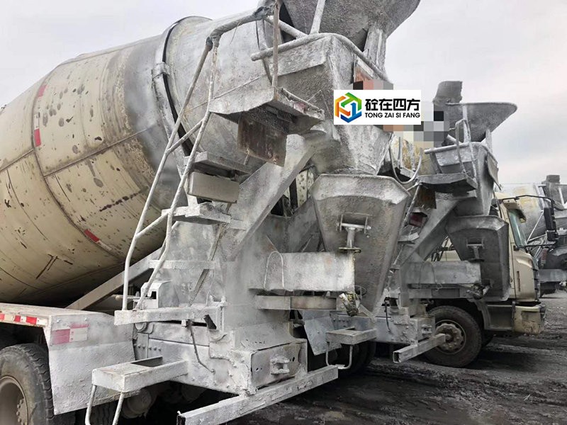 https://images.tongzsf.com/tong/truck_machine/20210127/160112c1a9cef6.jpg