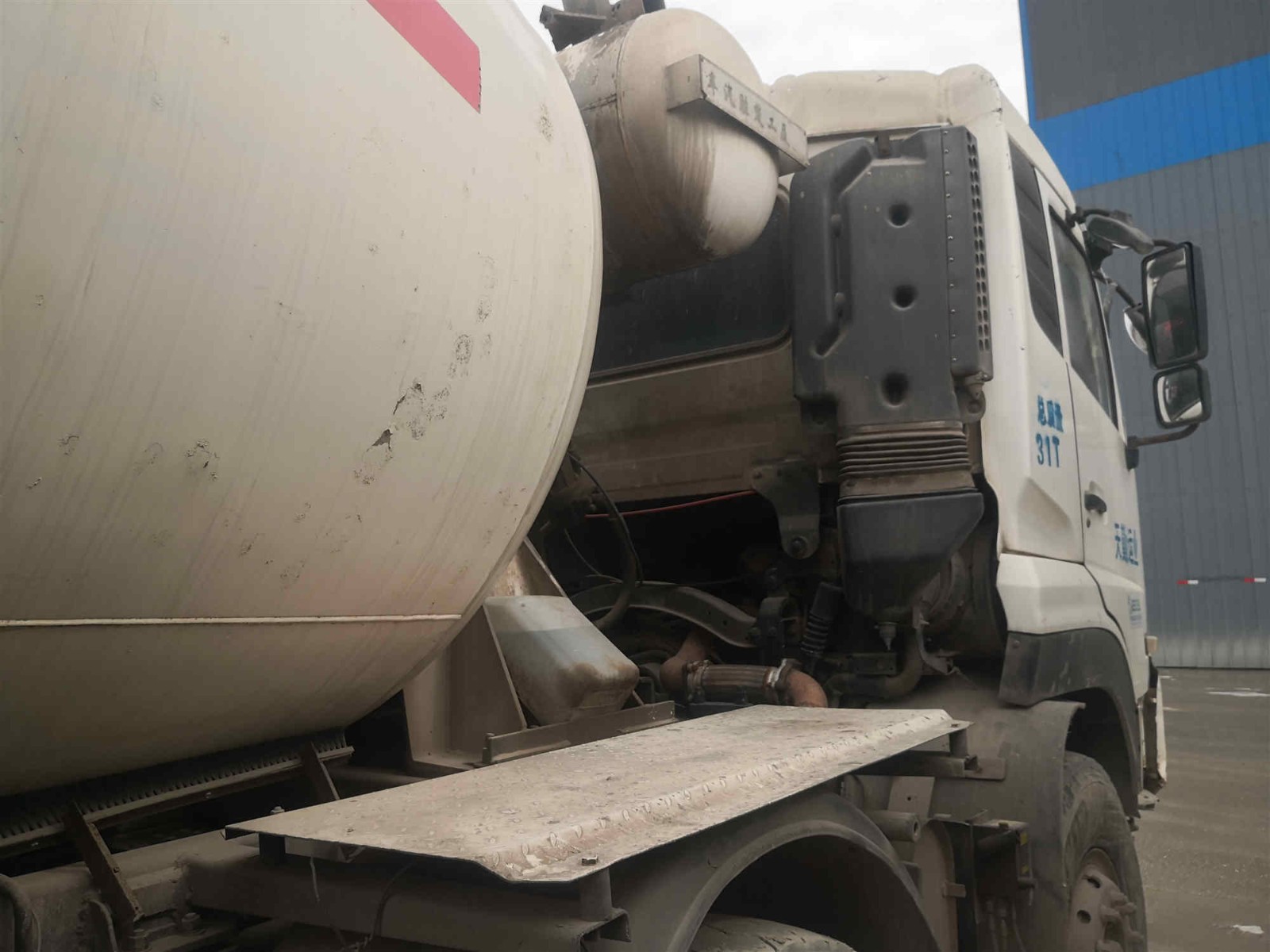 https://images.tongzsf.com/tong/truck_machine/20210127/160112c449d3af.jpg