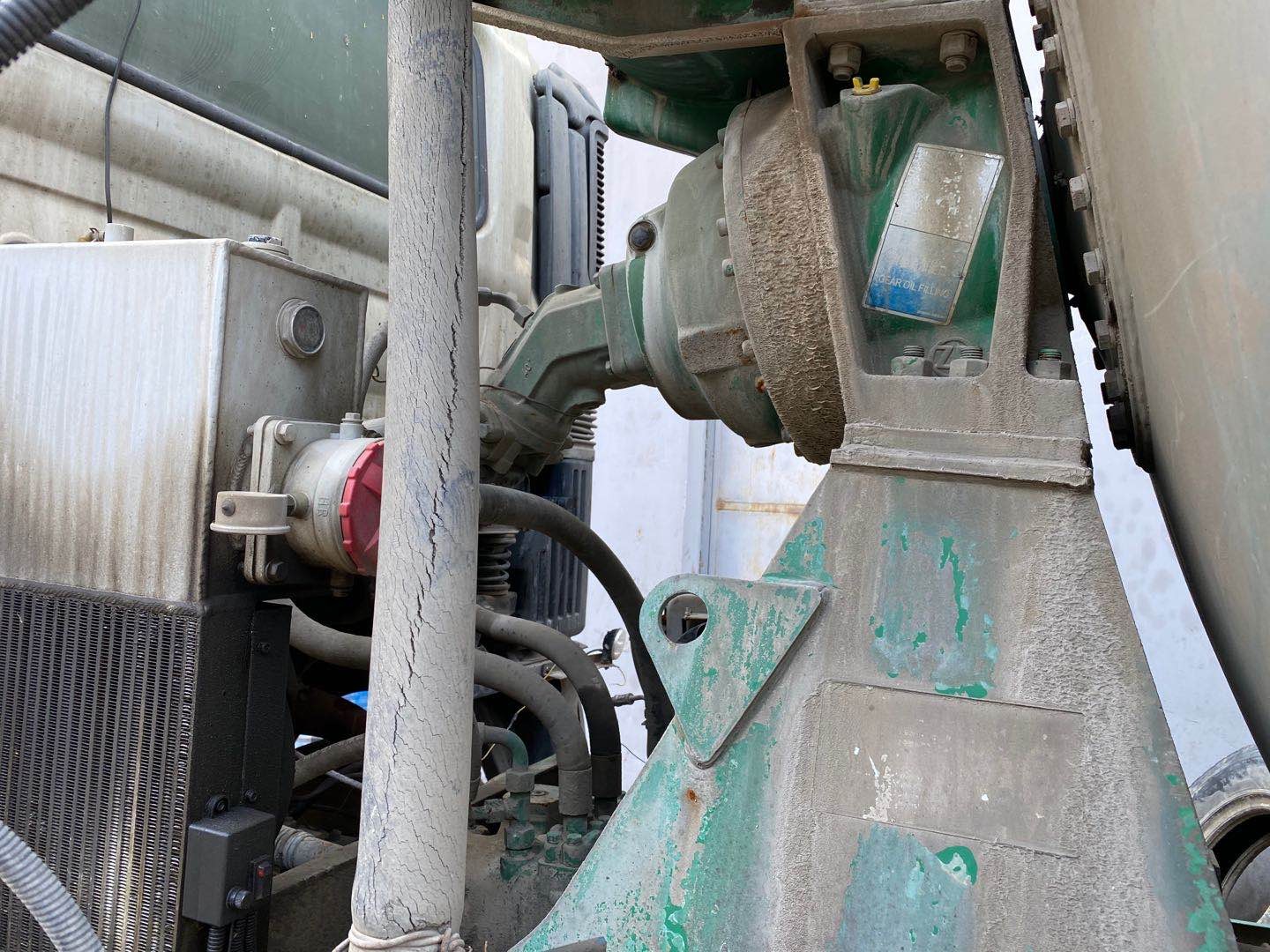 https://images.tongzsf.com/tong/truck_machine/20210127/160112c4c269bc.jpg