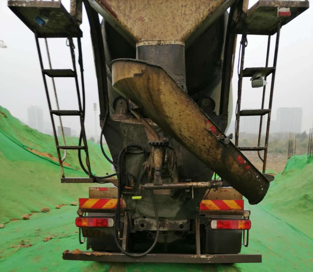 https://images.tongzsf.com/tong/truck_machine/20210127/160112c4cc66d3.jpg