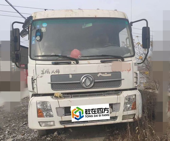 https://images.tongzsf.com/tong/truck_machine/20210127/160112c5bdf2c3.jpg