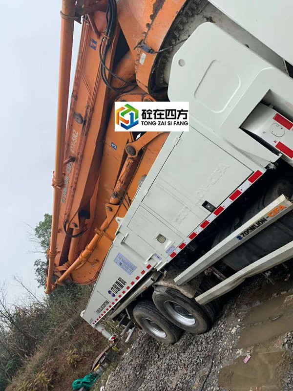 https://images.tongzsf.com/tong/truck_machine/20210127/160112c5e69c75.jpg