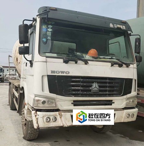 https://images.tongzsf.com/tong/truck_machine/20210127/160112c82cbd77.jpg