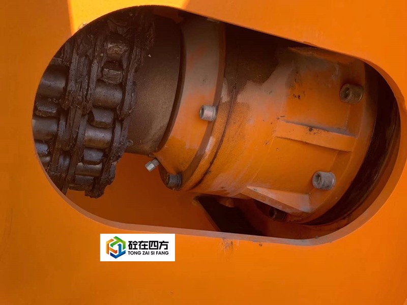 https://images.tongzsf.com/tong/truck_machine/20210127/160112c8e1c58f.jpg