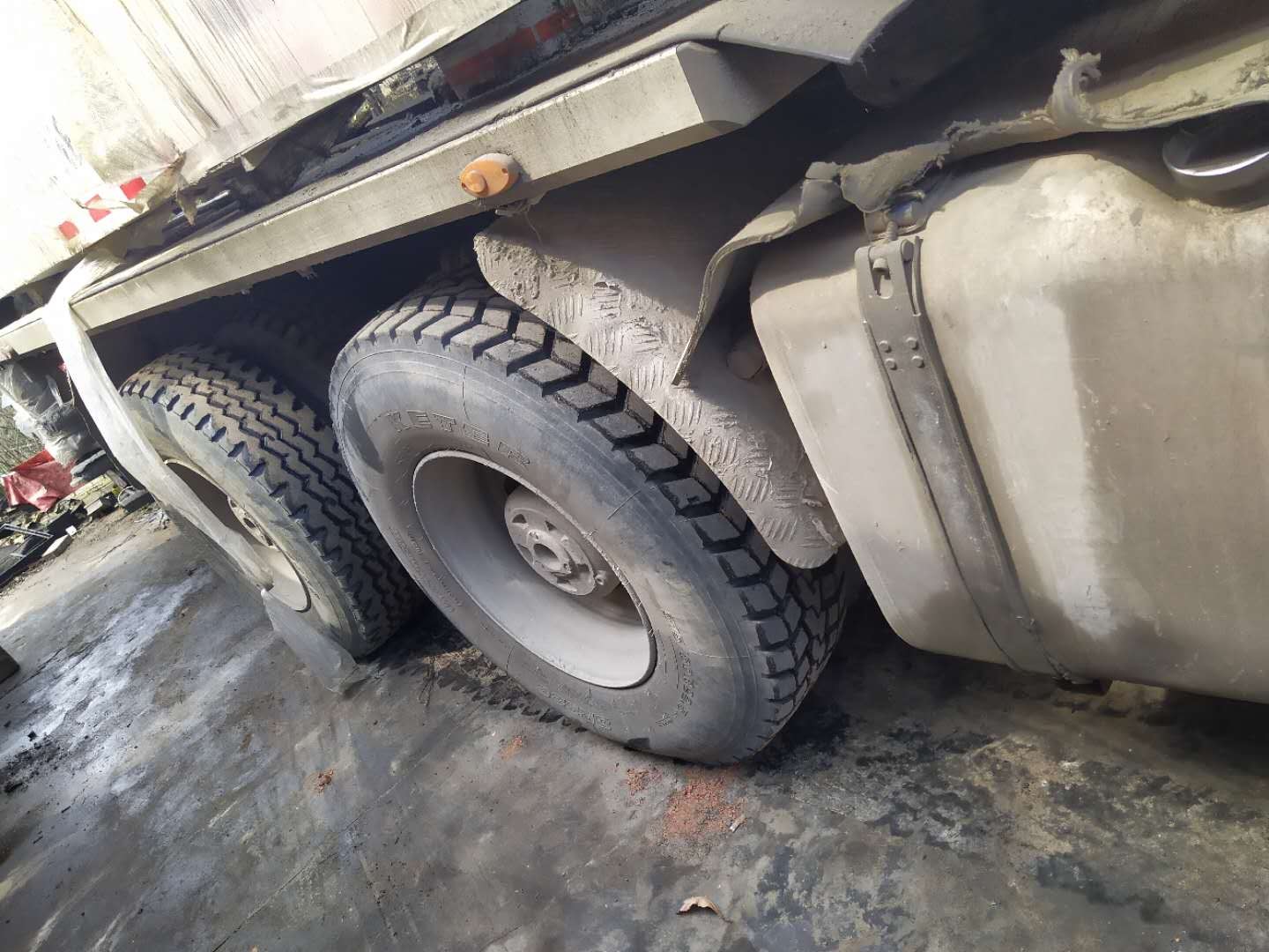 https://images.tongzsf.com/tong/truck_machine/20210127/160112c929d7a6.jpg