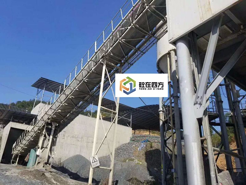 https://images.tongzsf.com/tong/truck_machine/20210127/160112c94521c5.jpg