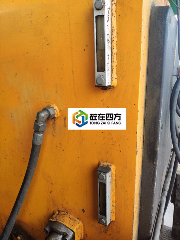 https://images.tongzsf.com/tong/truck_machine/20210127/160112cfa4af3f.jpg