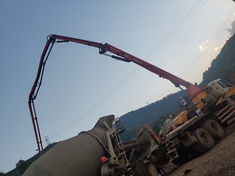 https://images.tongzsf.com/tong/truck_machine/20210127/160112d012423c.jpg