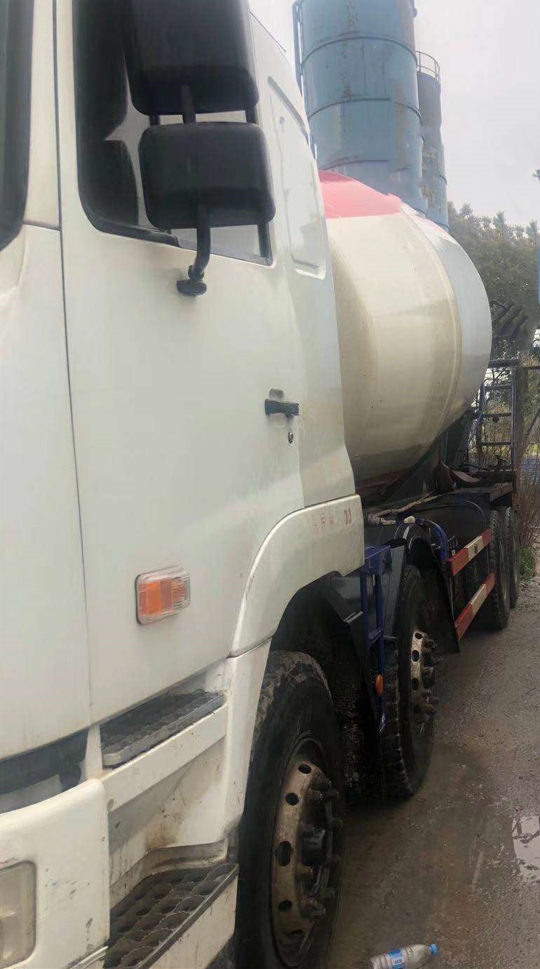 https://images.tongzsf.com/tong/truck_machine/20210127/160112d4ef35d6.jpg