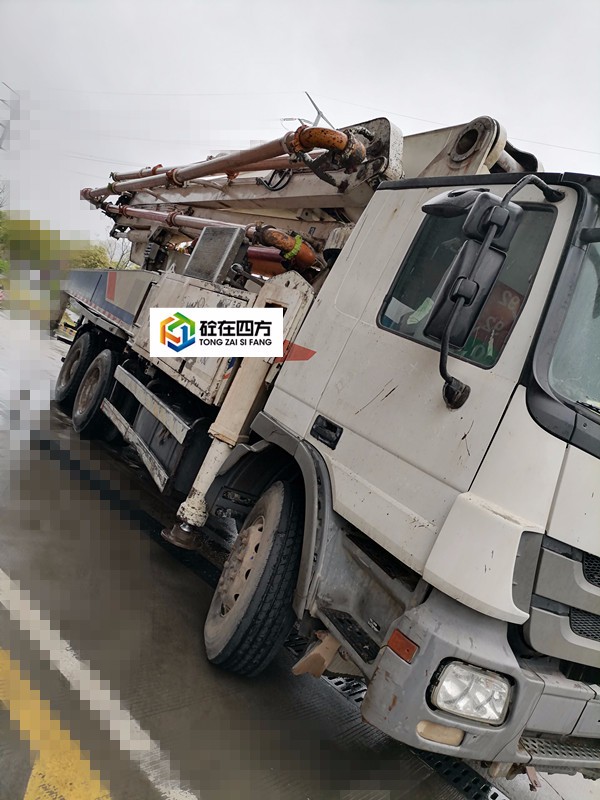 https://images.tongzsf.com/tong/truck_machine/20210127/160112d70dfb26.jpg
