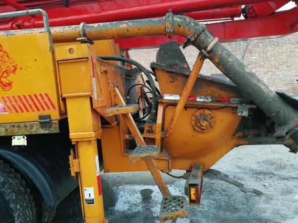https://images.tongzsf.com/tong/truck_machine/20210127/160112d74a47ce.jpg