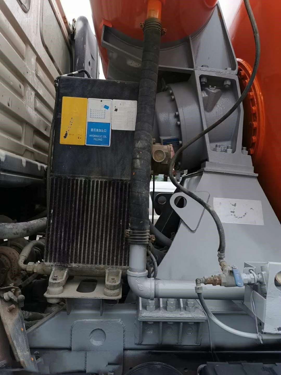 https://images.tongzsf.com/tong/truck_machine/20210127/160112ded54924.jpg
