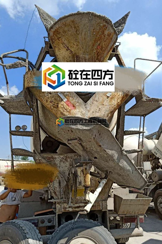 https://images.tongzsf.com/tong/truck_machine/20210127/160112e3ee62df.jpg