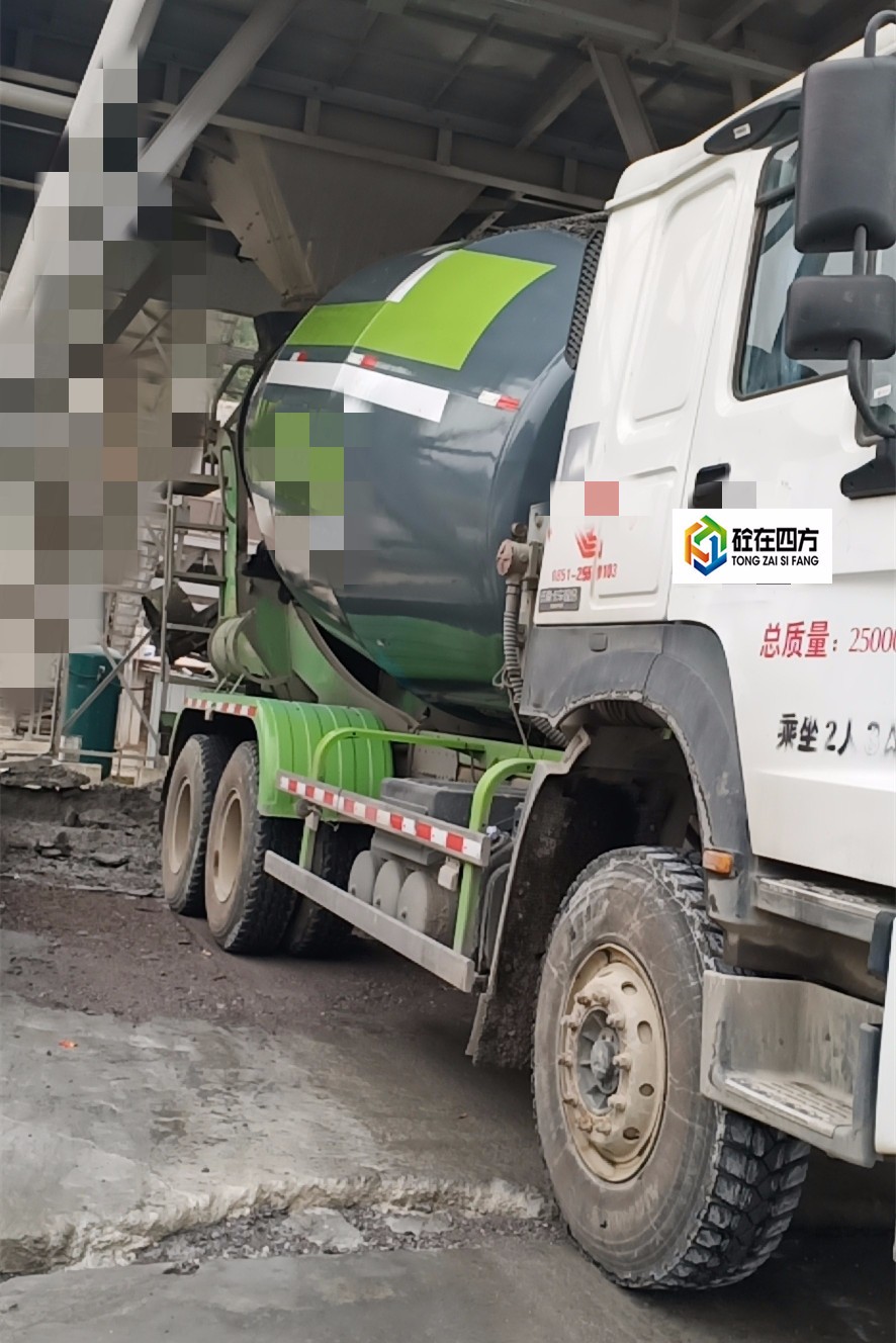 https://images.tongzsf.com/tong/truck_machine/20210127/160112ead1ac81.jpg