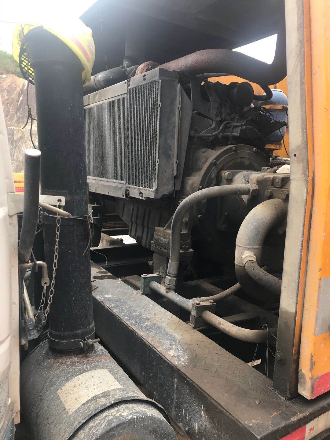 https://images.tongzsf.com/tong/truck_machine/20210127/160112eb66fdc3.jpg