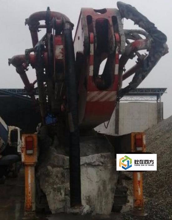 https://images.tongzsf.com/tong/truck_machine/20210127/160112eb7cf233.jpg