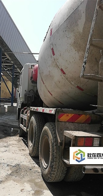 https://images.tongzsf.com/tong/truck_machine/20210127/160112eeb35f58.jpg