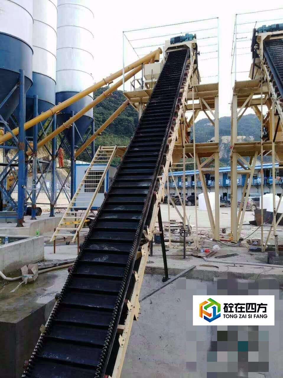 https://images.tongzsf.com/tong/truck_machine/20210127/160112eeddd169.jpg