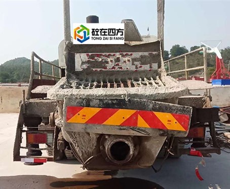 https://images.tongzsf.com/tong/truck_machine/20210127/160112ef4d6c12.jpg