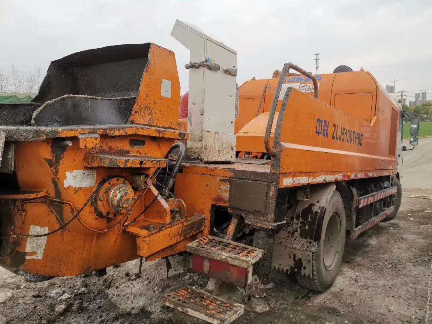 https://images.tongzsf.com/tong/truck_machine/20210127/160112fa20fffe.jpg