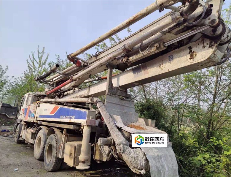 https://images.tongzsf.com/tong/truck_machine/20210127/160112fce38524.jpg
