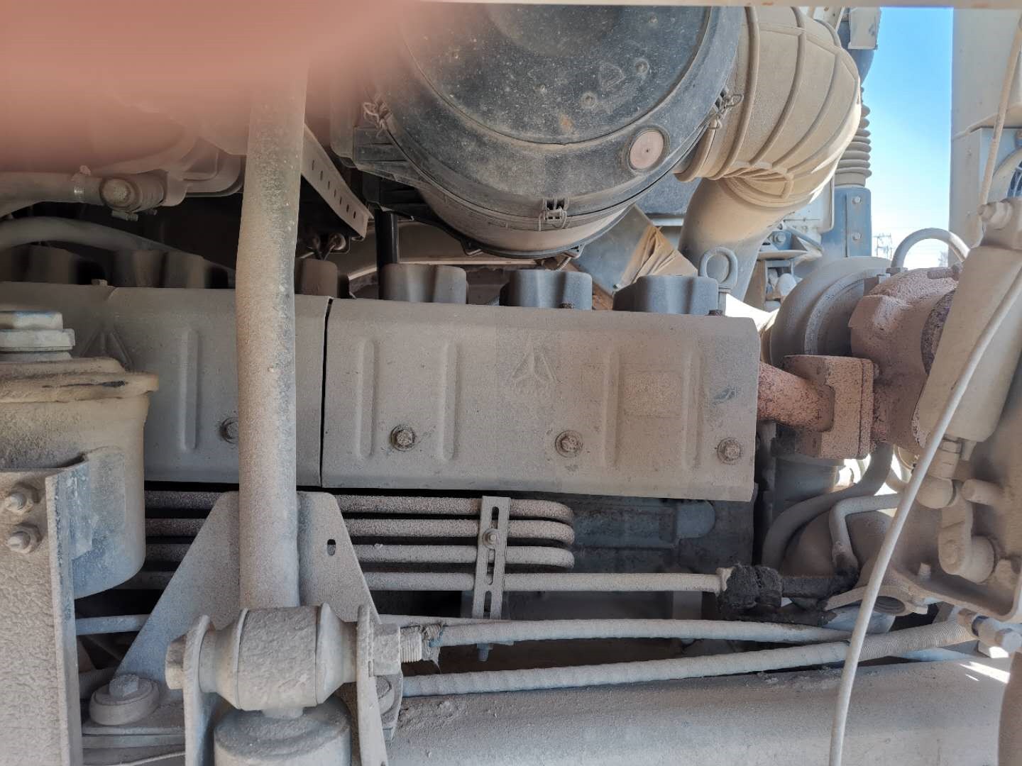 https://images.tongzsf.com/tong/truck_machine/20210127/16011300d98ce4.jpg