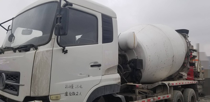 https://images.tongzsf.com/tong/truck_machine/20210127/16011304b561ca.jpg