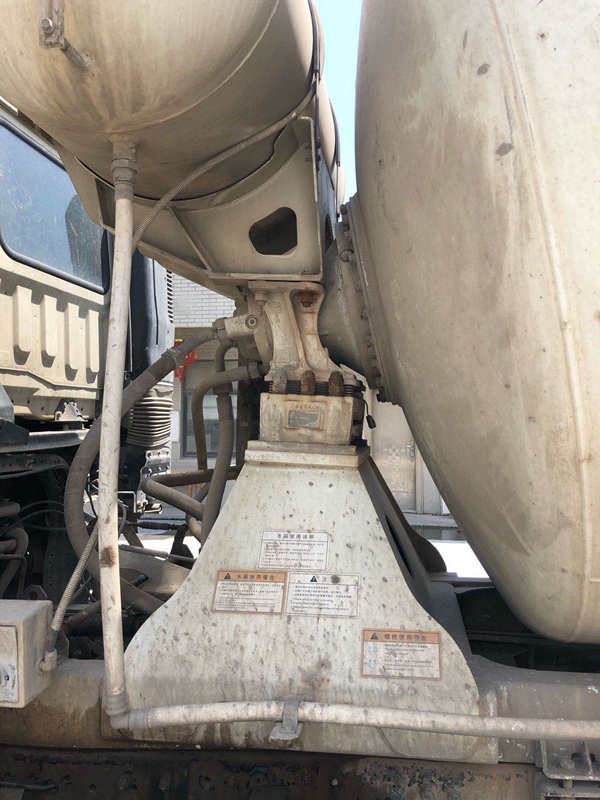 https://images.tongzsf.com/tong/truck_machine/20210127/16011304e85832.jpg