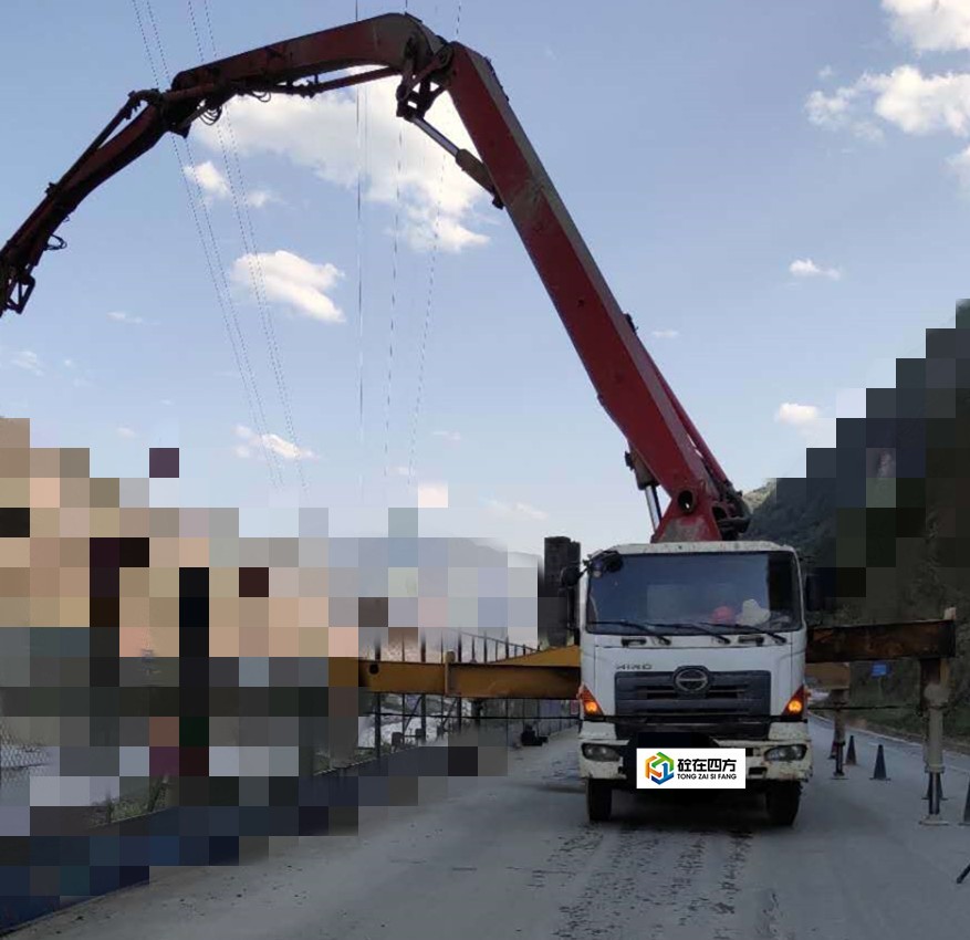 https://images.tongzsf.com/tong/truck_machine/20210127/1601130806e6ab.jpg