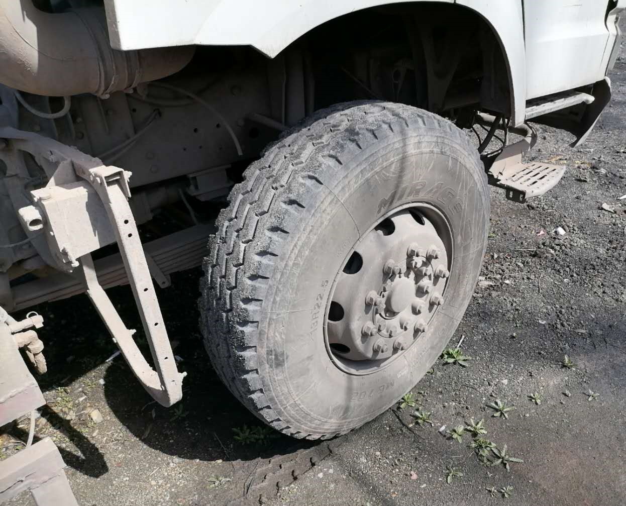 https://images.tongzsf.com/tong/truck_machine/20210127/1601130c188f45.jpg