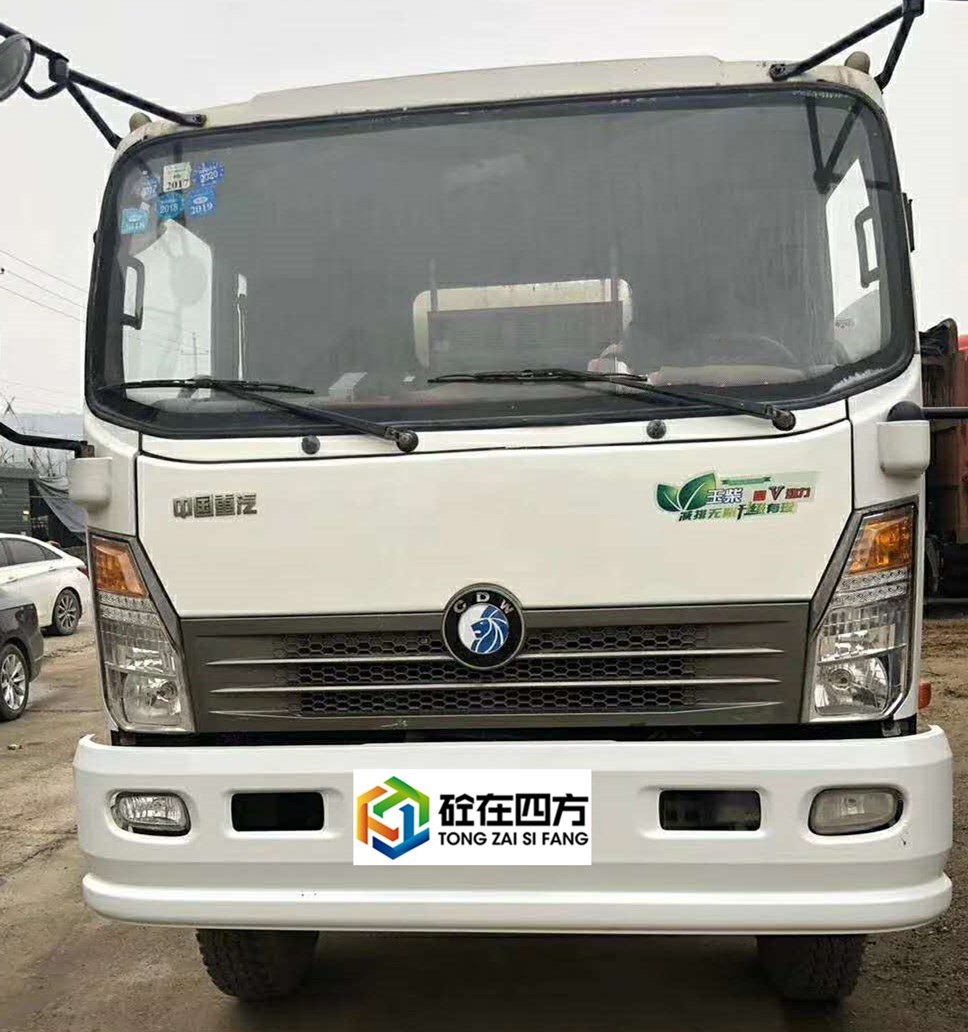 https://images.tongzsf.com/tong/truck_machine/20210127/1601130c6ccb99.jpg