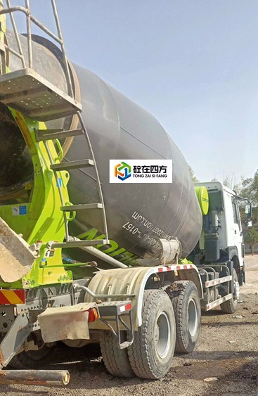 https://images.tongzsf.com/tong/truck_machine/20210127/1601130ca8f598.jpg