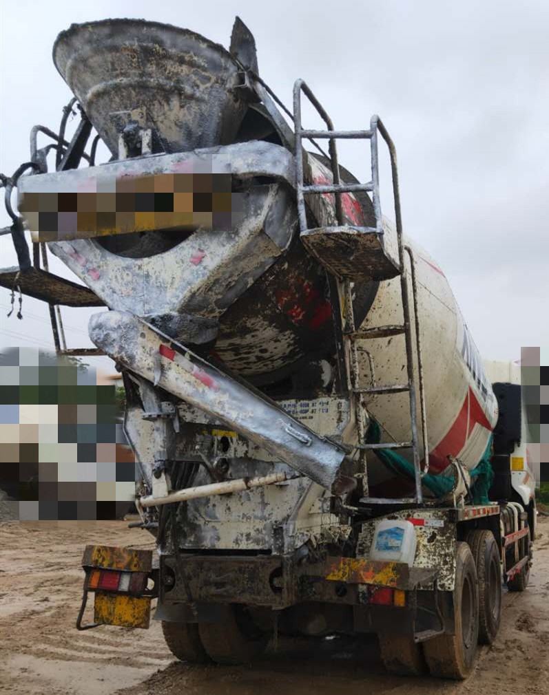 https://images.tongzsf.com/tong/truck_machine/20210127/1601130d0393ca.jpg