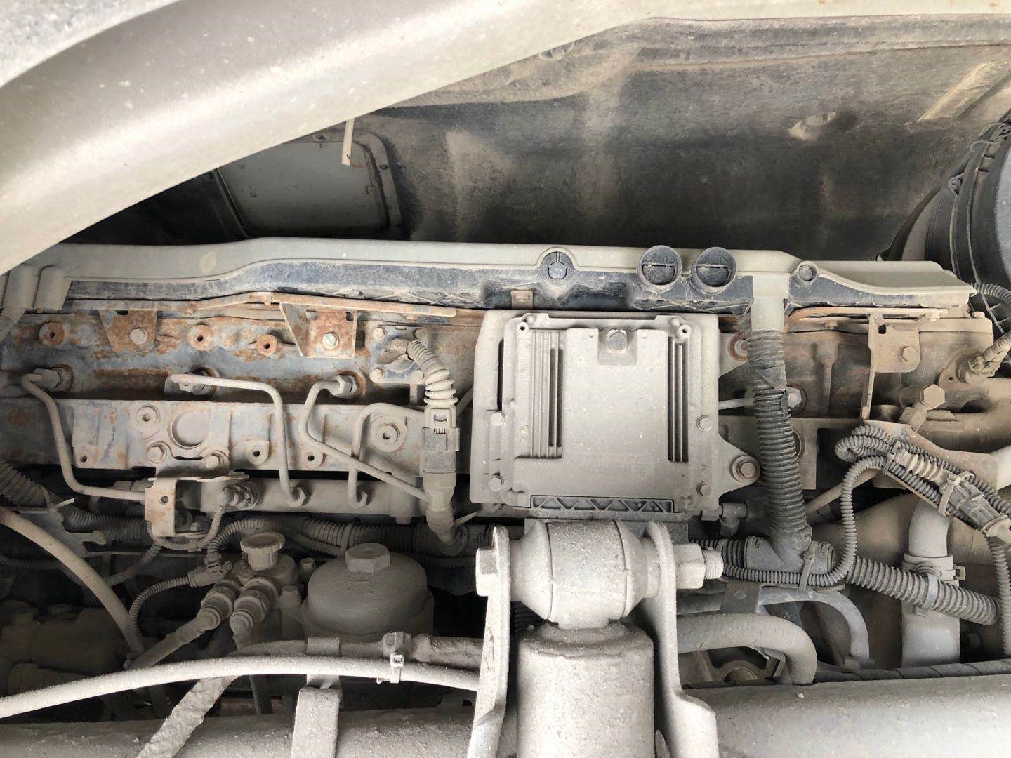 https://images.tongzsf.com/tong/truck_machine/20210127/16011317b99ece.jpg