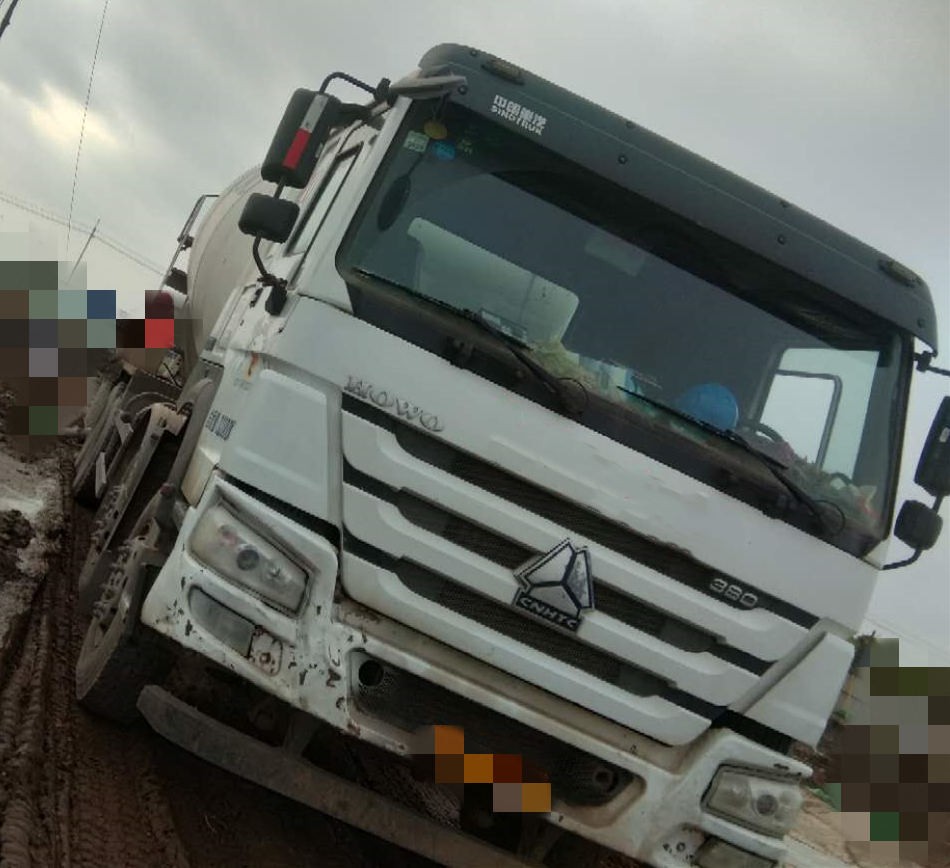 https://images.tongzsf.com/tong/truck_machine/20210127/1601132a2e89b6.jpg
