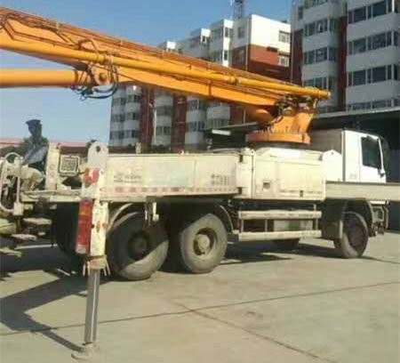 https://images.tongzsf.com/tong/truck_machine/20210127/16011331e48c49.jpg