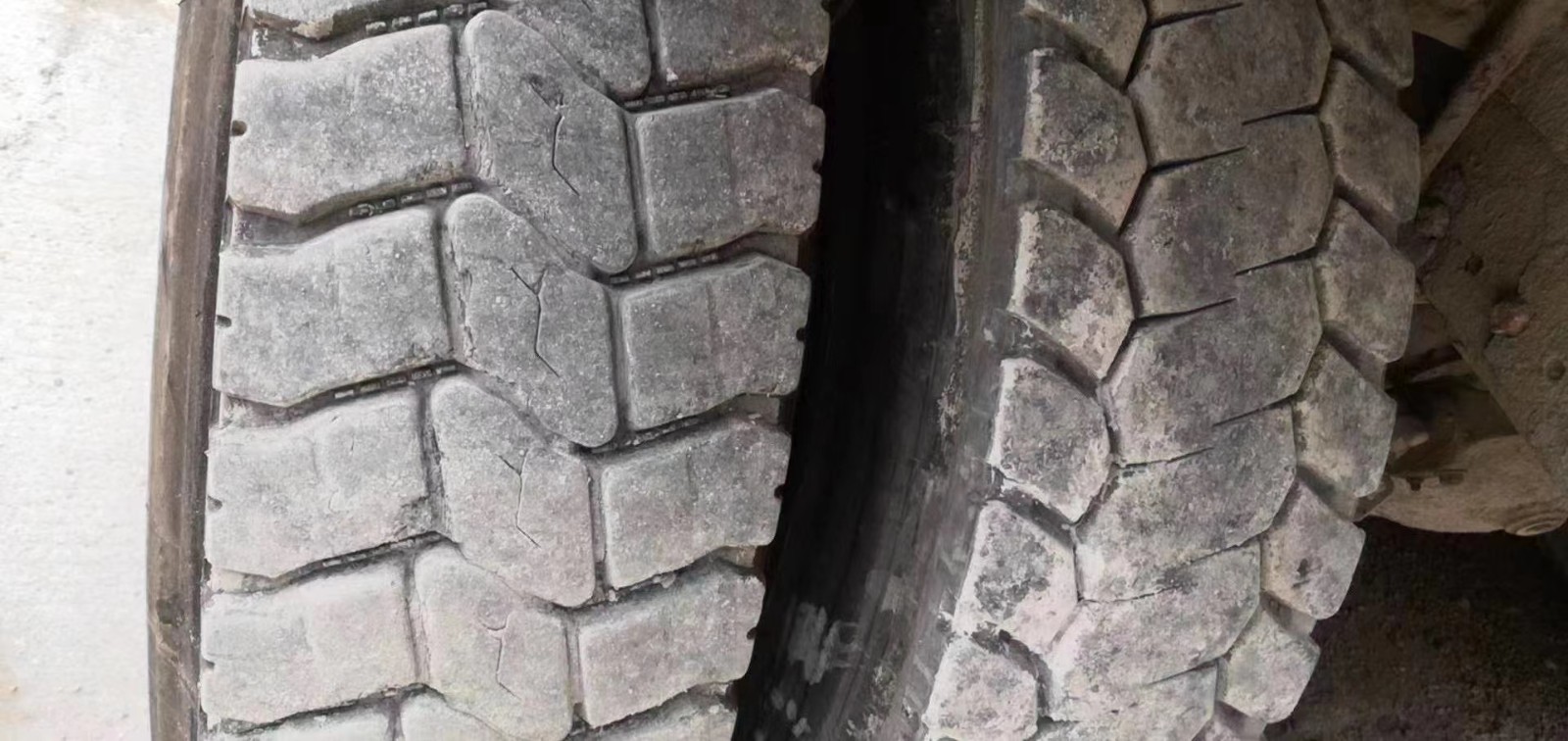 https://images.tongzsf.com/tong/truck_machine/20210127/1601133225e1ae.jpg