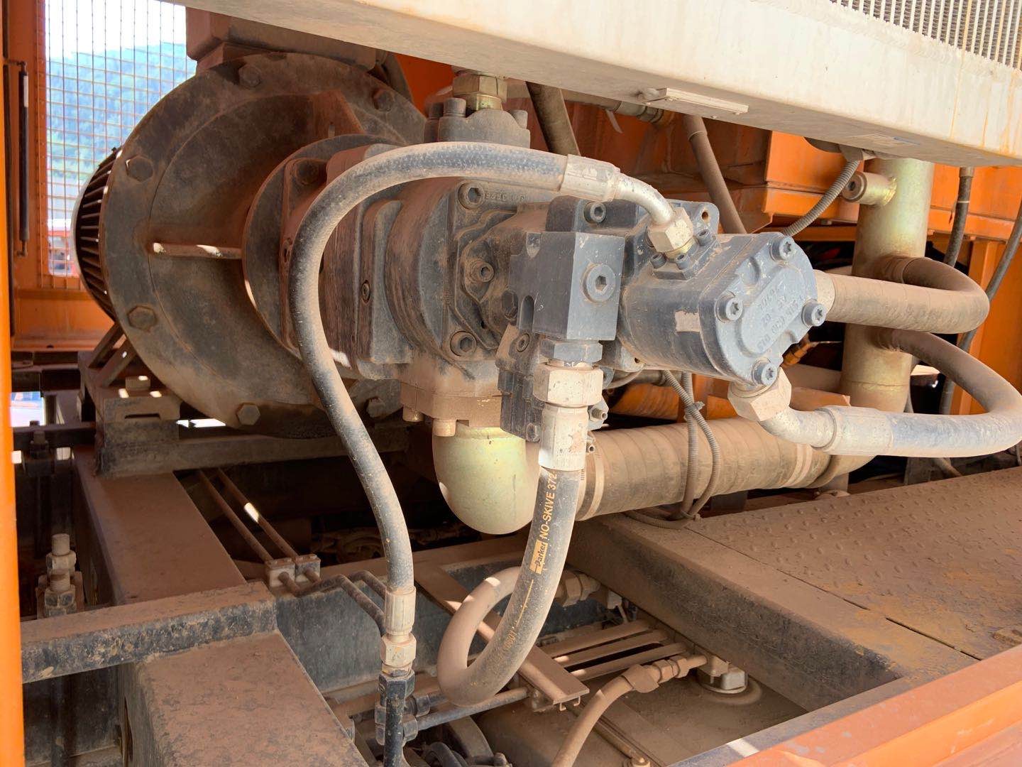https://images.tongzsf.com/tong/truck_machine/20210127/16011338faed94.jpg
