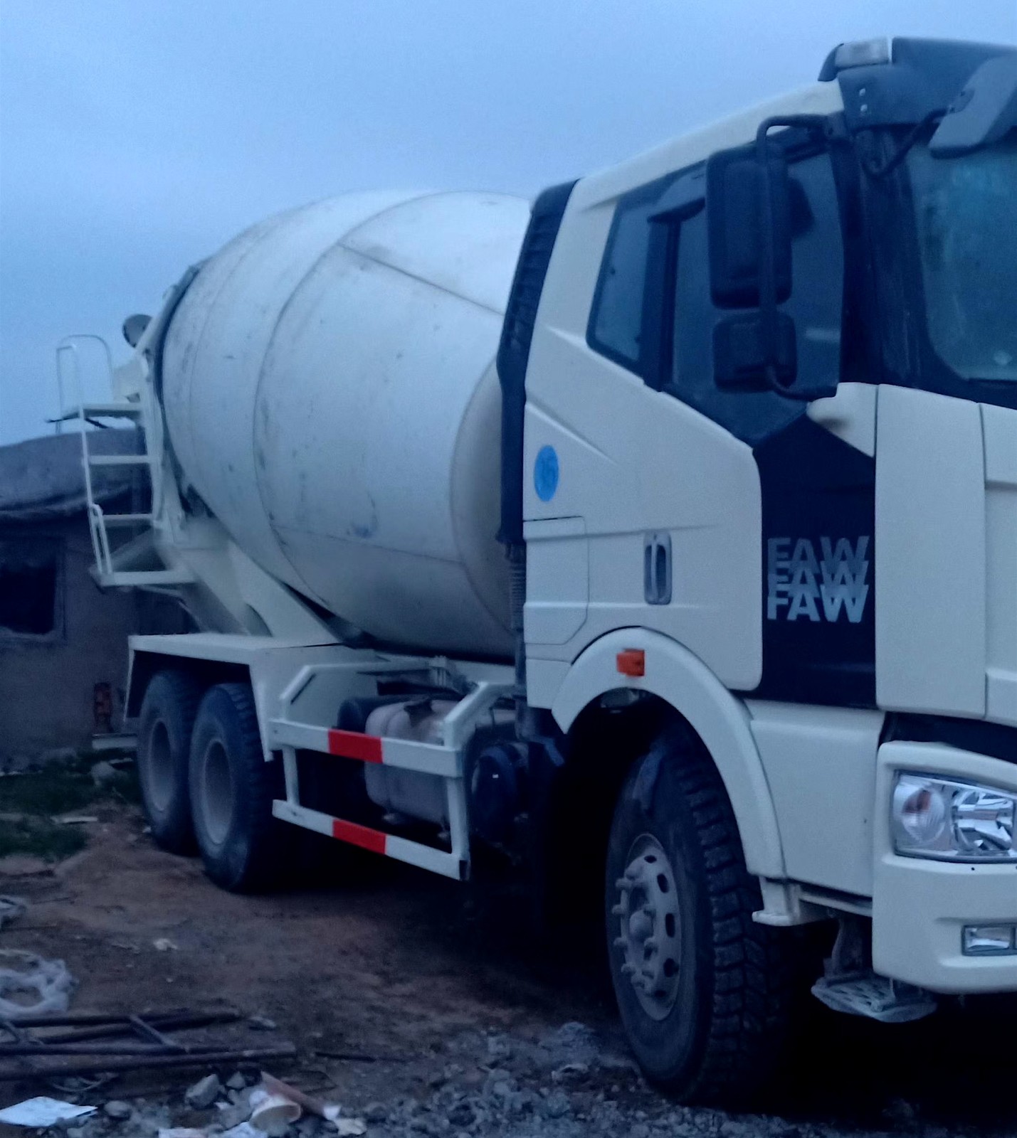 https://images.tongzsf.com/tong/truck_machine/20210127/160113406899c4.jpg