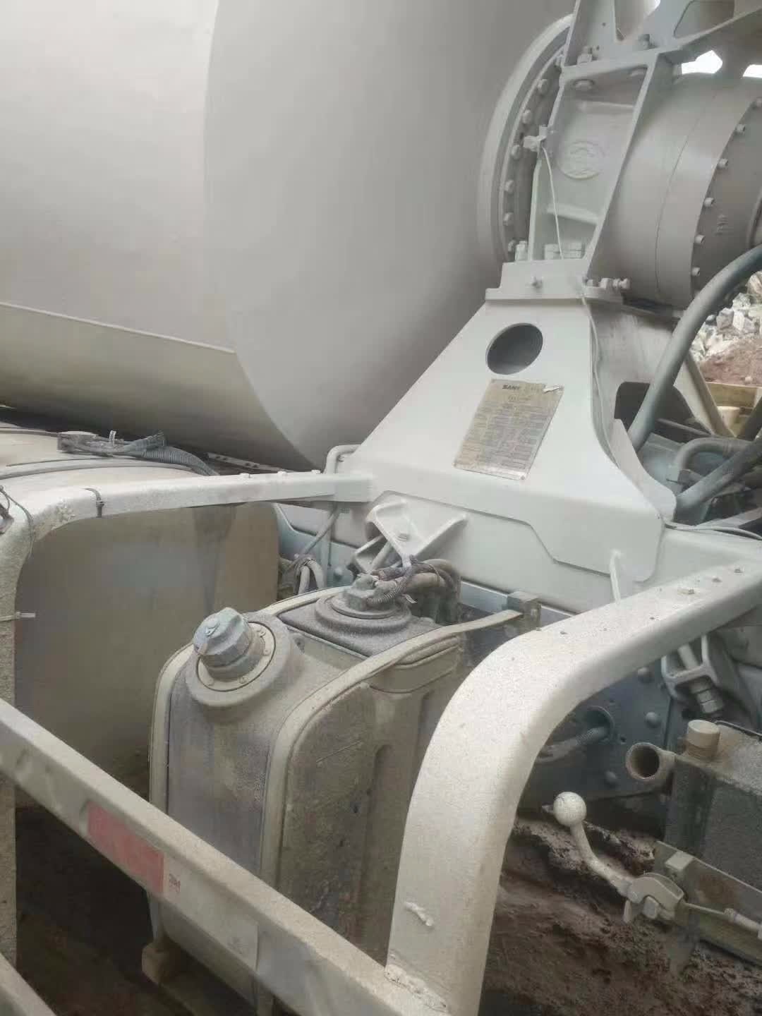 https://images.tongzsf.com/tong/truck_machine/20210127/16011341387398.jpg
