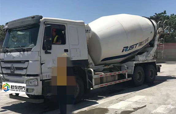 https://images.tongzsf.com/tong/truck_machine/20210127/1601139c9600f5.jpg