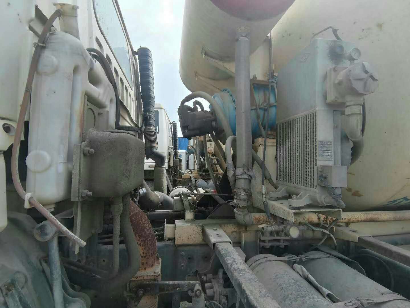 https://images.tongzsf.com/tong/truck_machine/20210127/16011466754255.jpg