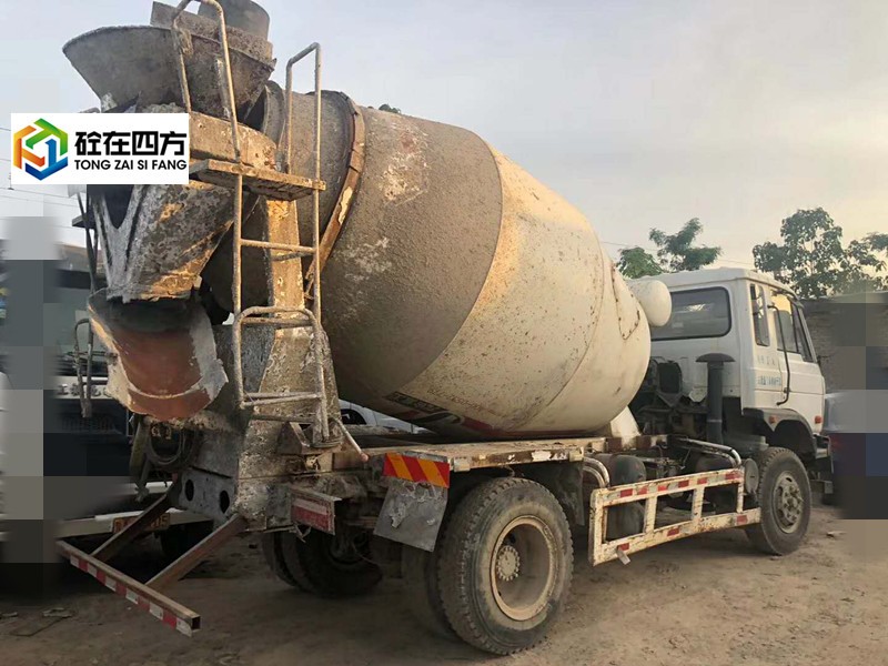 https://images.tongzsf.com/tong/truck_machine/20210127/16011466d30c36.jpg