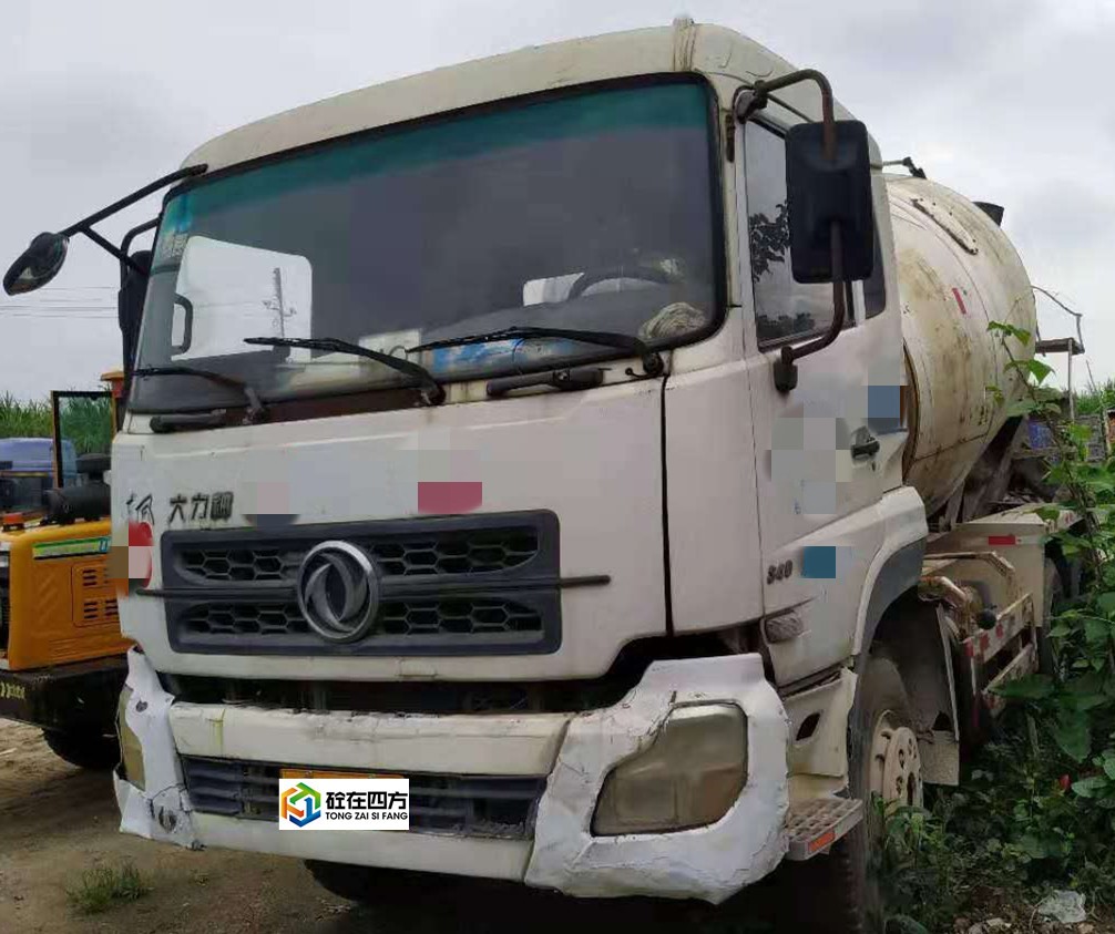 https://images.tongzsf.com/tong/truck_machine/20210127/1601147a24bede.jpg