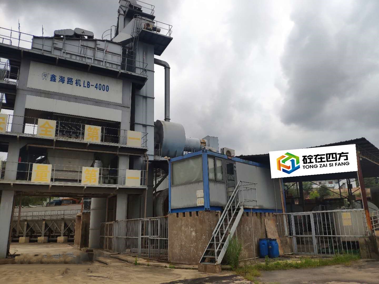 https://images.tongzsf.com/tong/truck_machine/20210127/1601147a45df8c.jpg