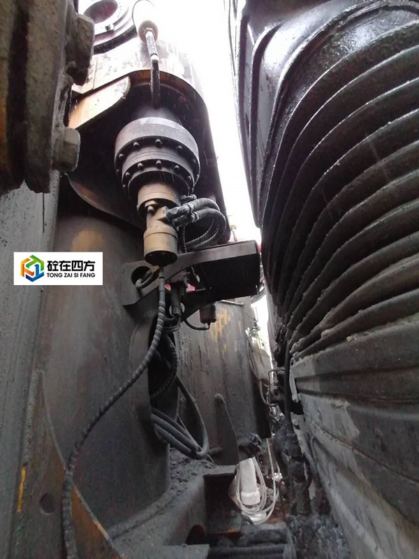https://images.tongzsf.com/tong/truck_machine/20210127/1601147b08f537.jpg