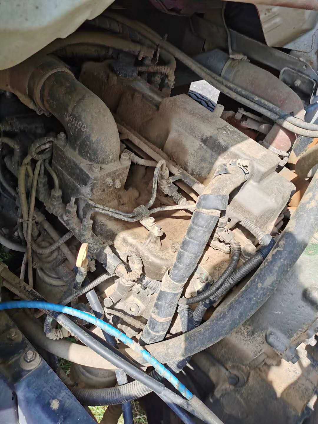 https://images.tongzsf.com/tong/truck_machine/20210127/1601148cb948fe.jpg